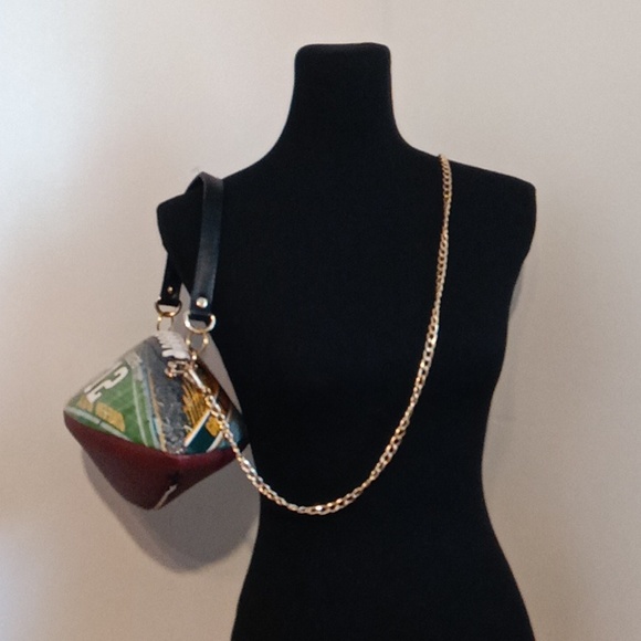 NEW LIMITED EDITION "AARON RODGERS" Football Bag 🏈 - Picture 9 of 17